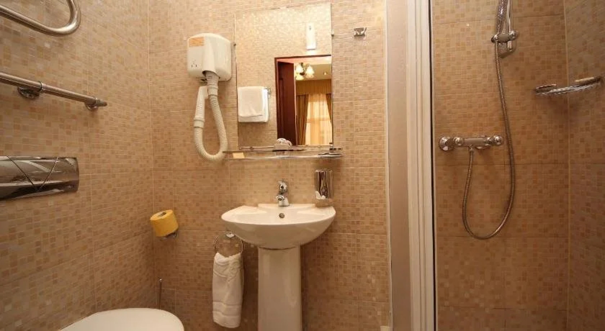 Невский двор