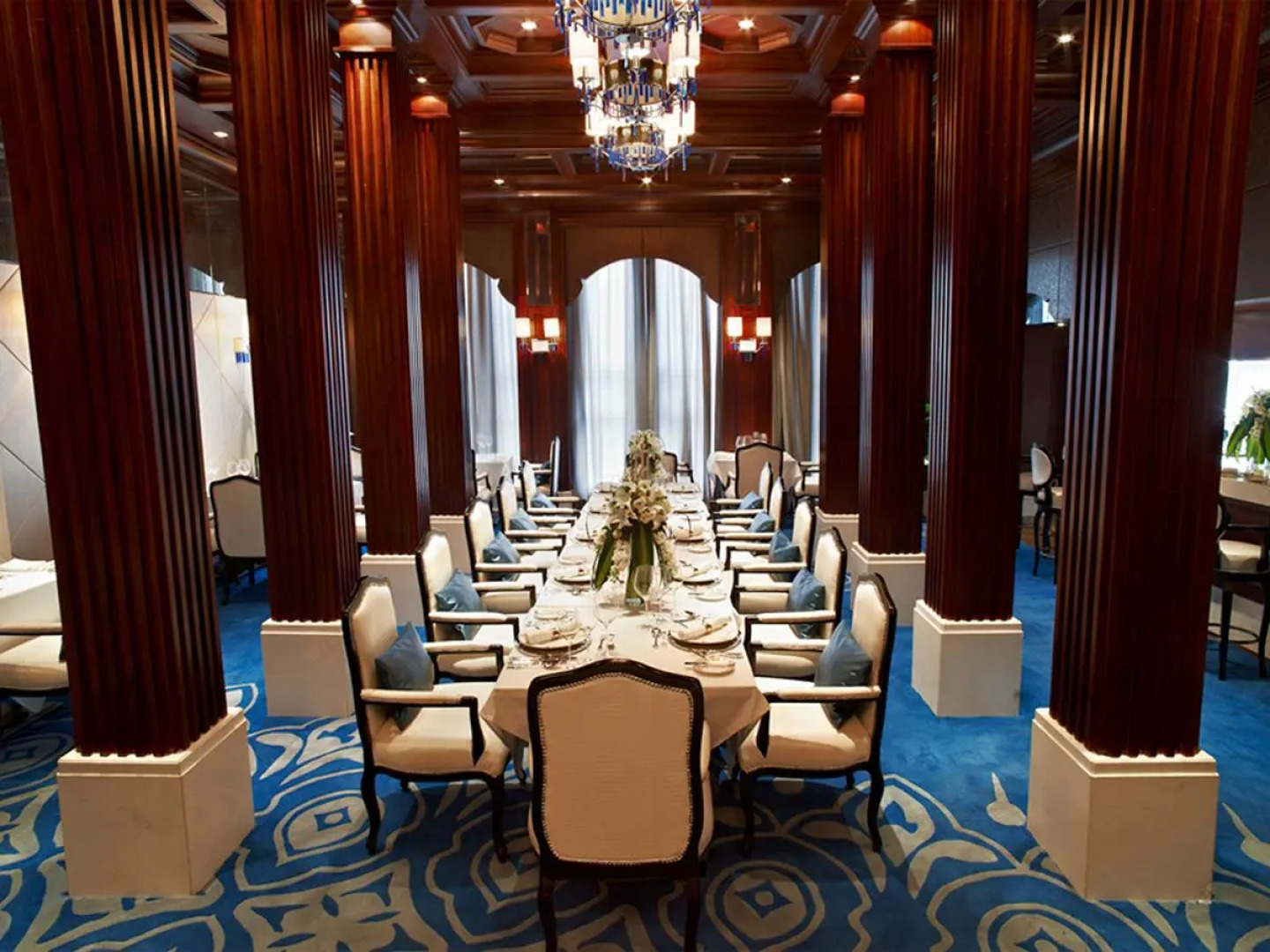 Optics Vally Kingdom Plaza