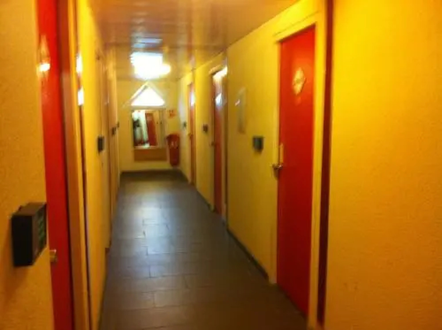 Lemon Hotel - Tourcoing