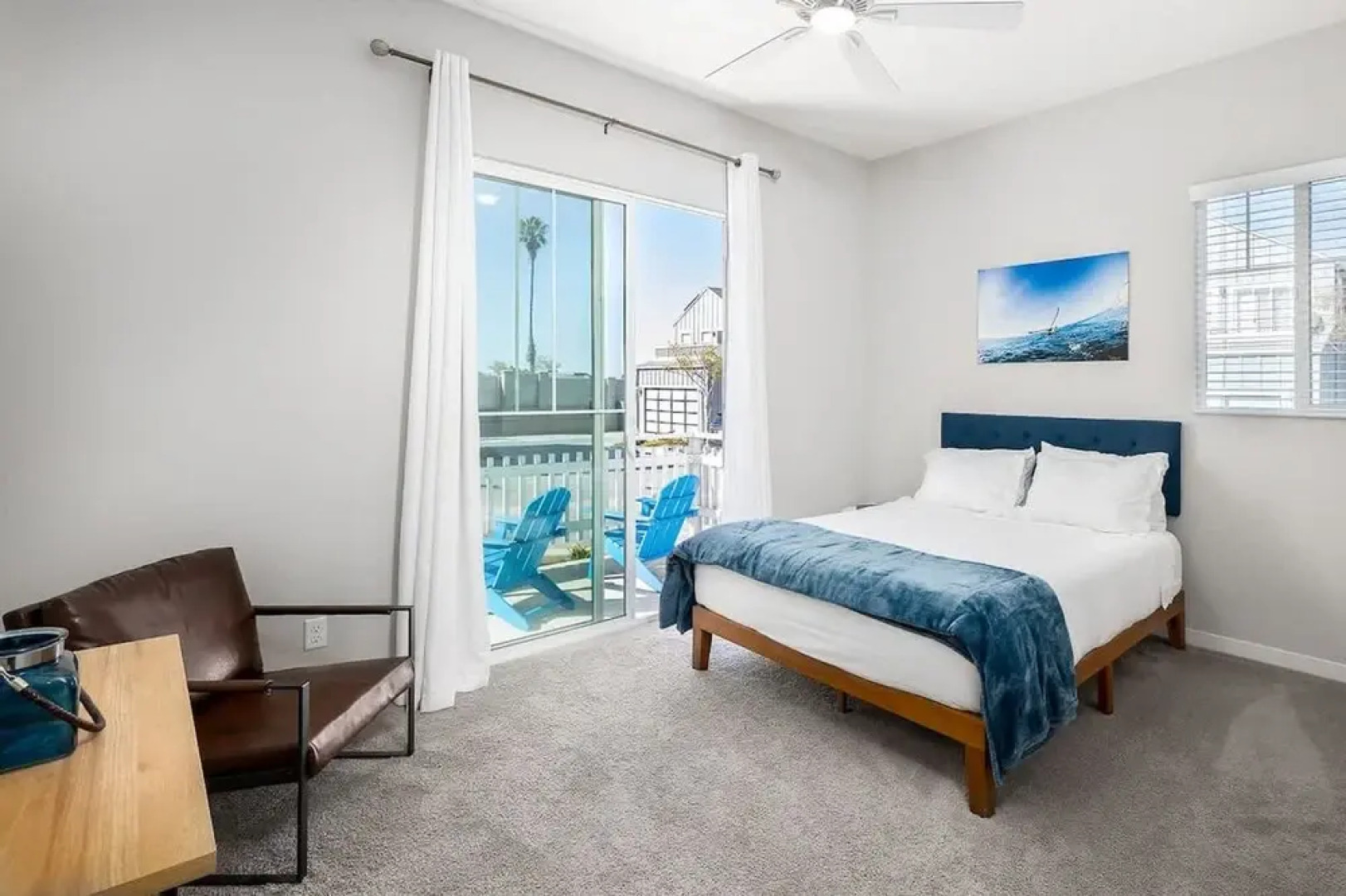 Large 4 Bedroom Close To Beach