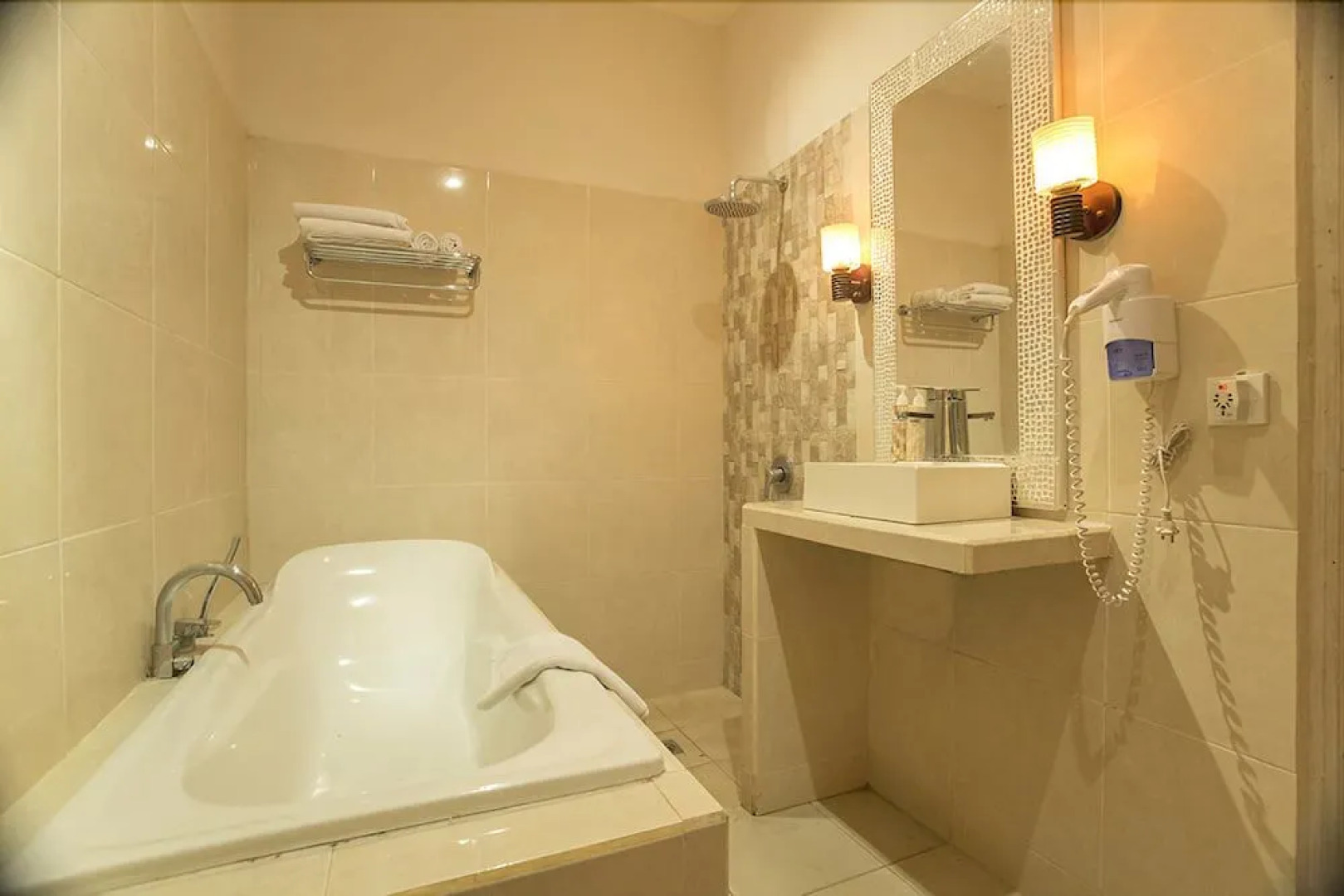 La Cabana Hotel and Villas