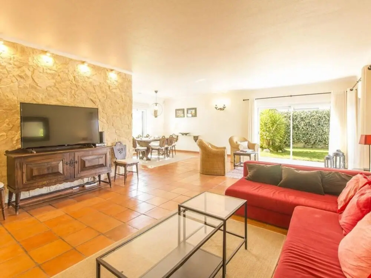 Villa Goreti AL in Amora