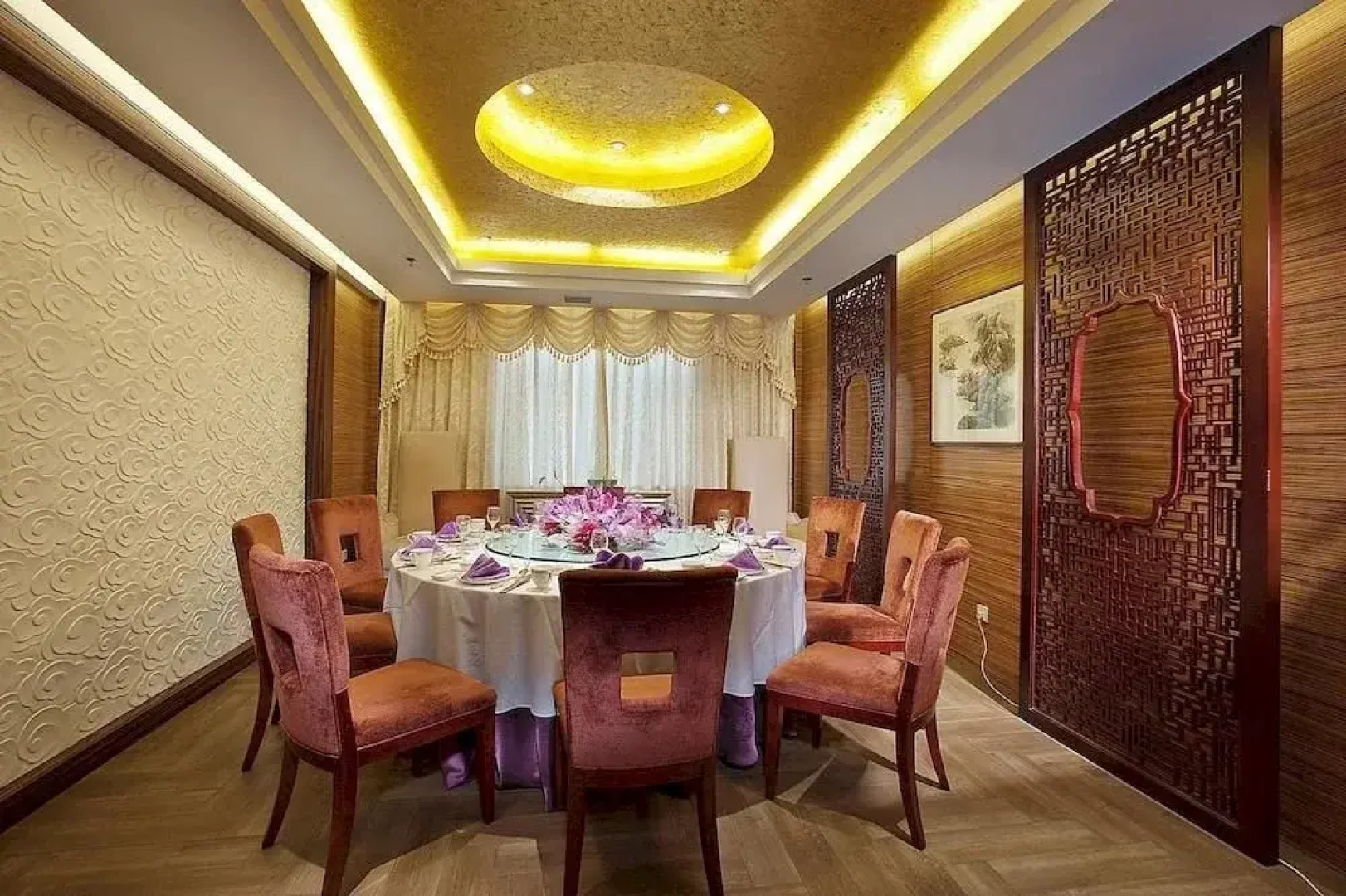 Chengde Tianbao Hotel
