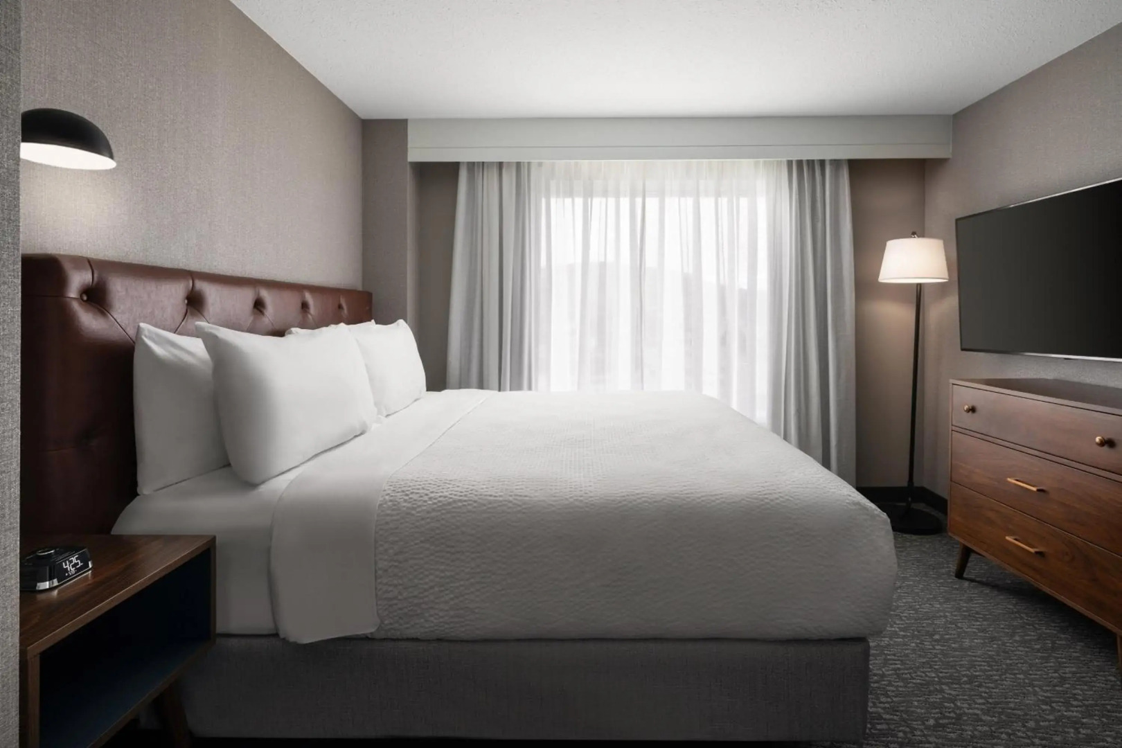 Four Points by Sheraton Hotel & Suites San Francisco Airport