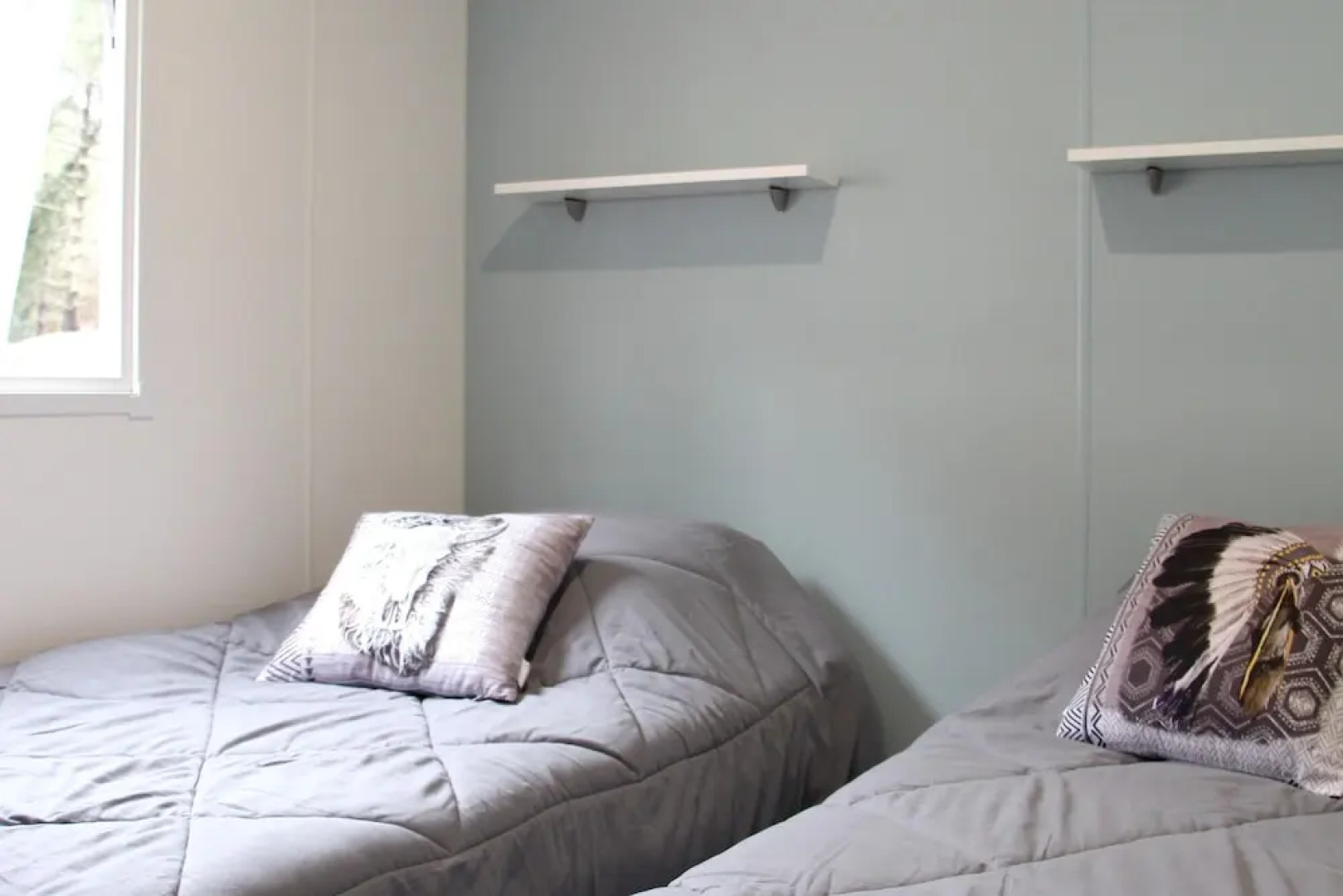 Property With 2 Bedrooms in Saint-julien-en-born, With Pool Access and