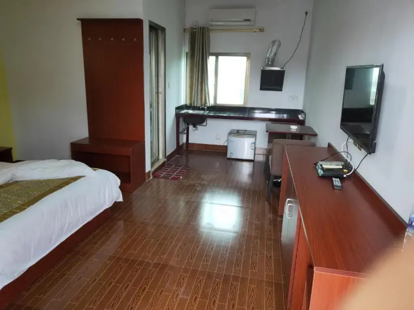 Chong Ti Hotel
