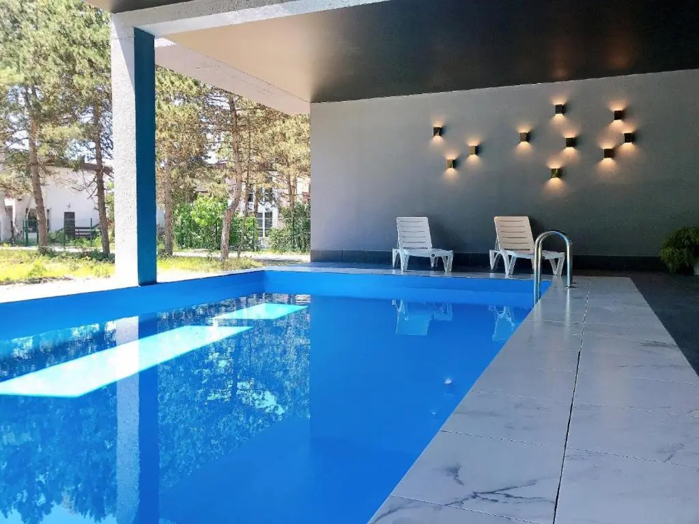 Aluar Boutique Hotel (Алуар Бутик)