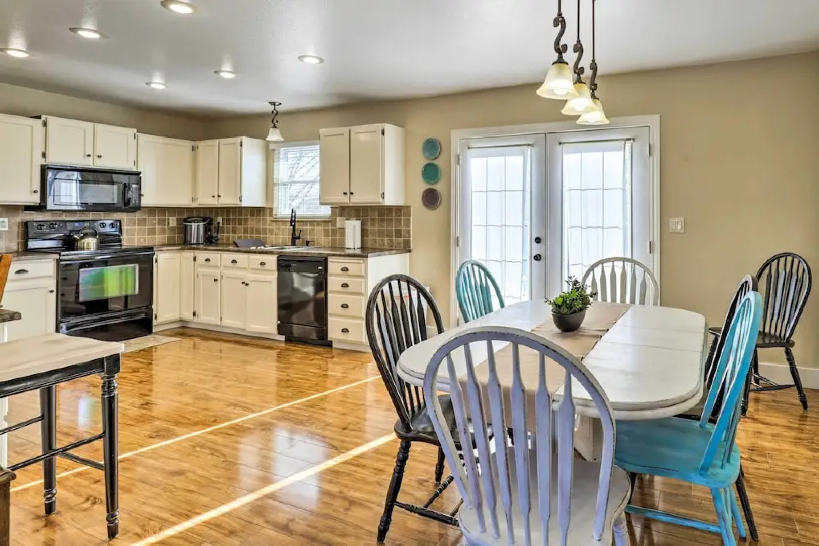 Family-friendly Orem Home Near UVU & Byu!