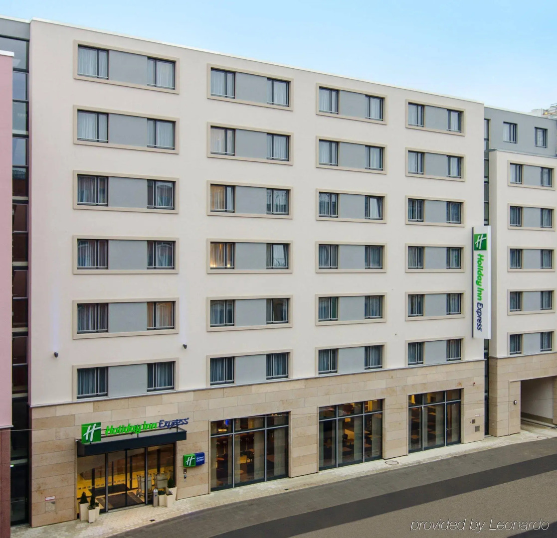 Premier Inn Nürnberg City Centre