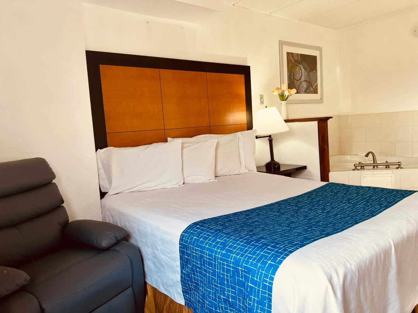 Travelodge by Wyndham Valleyfair Shakopee