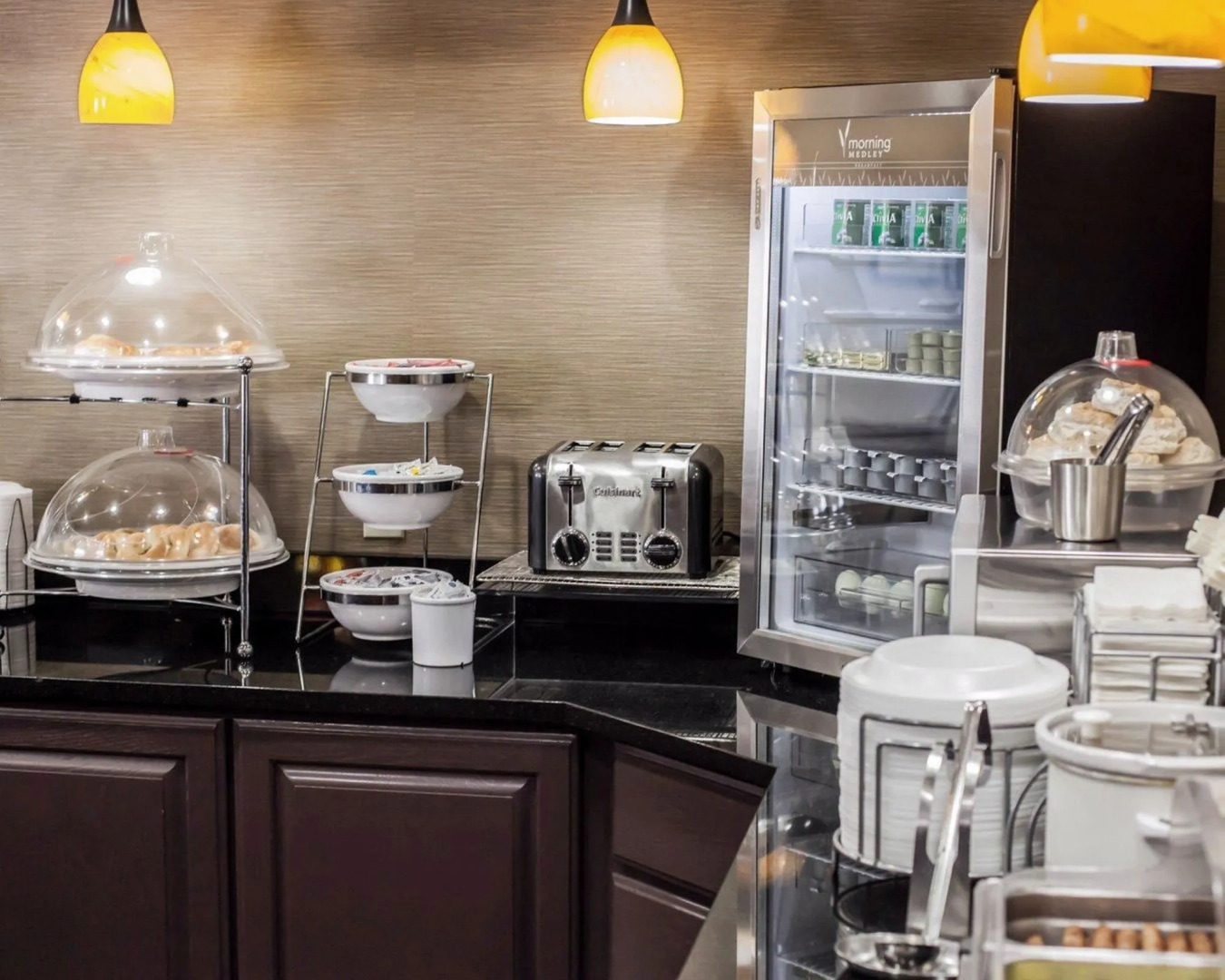 Garner Hotel Topeka West, by IHG