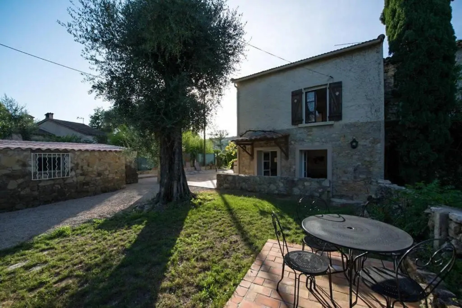 Studio Independant Dans Mas Provencal