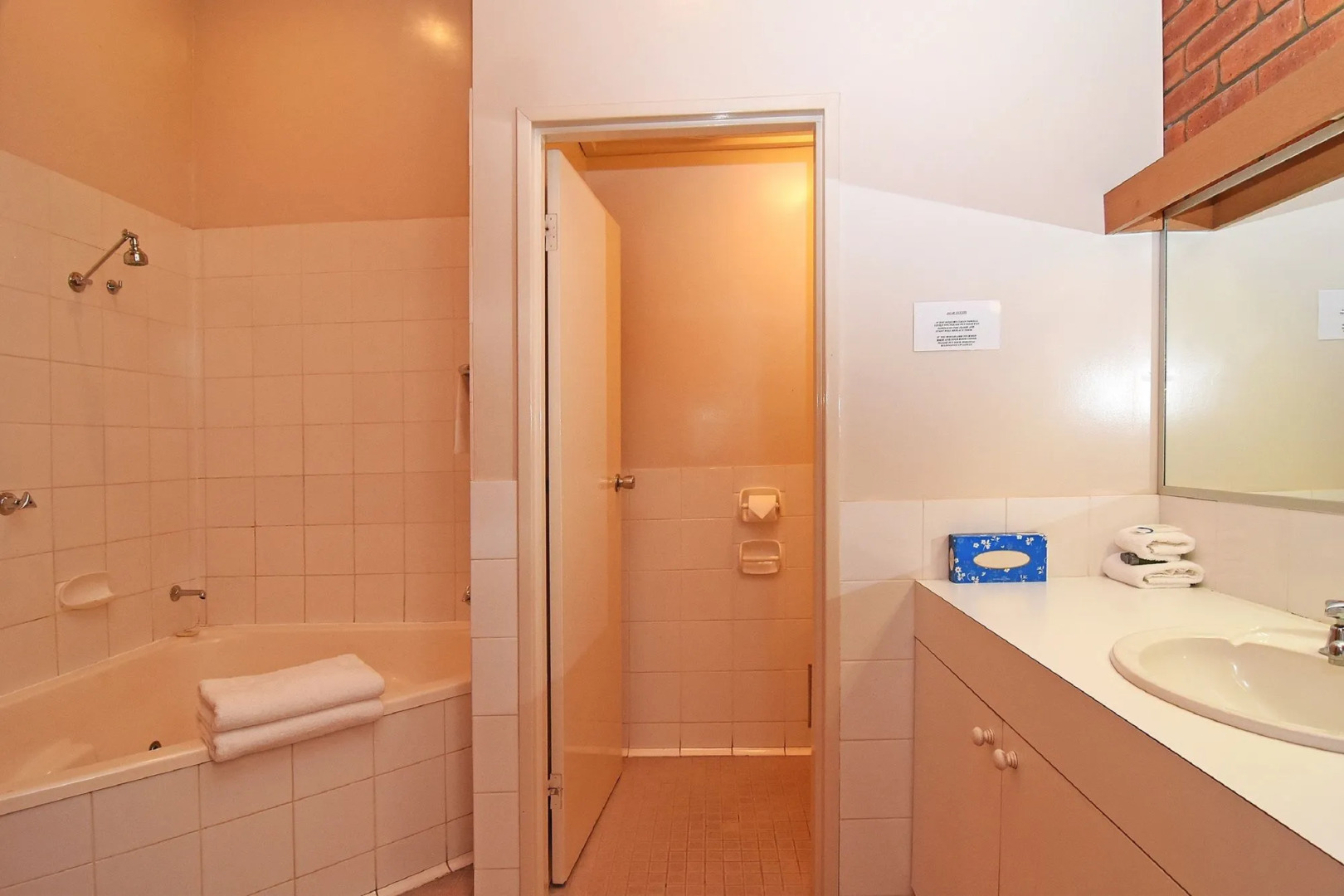 Main Lead Ballarat Motel