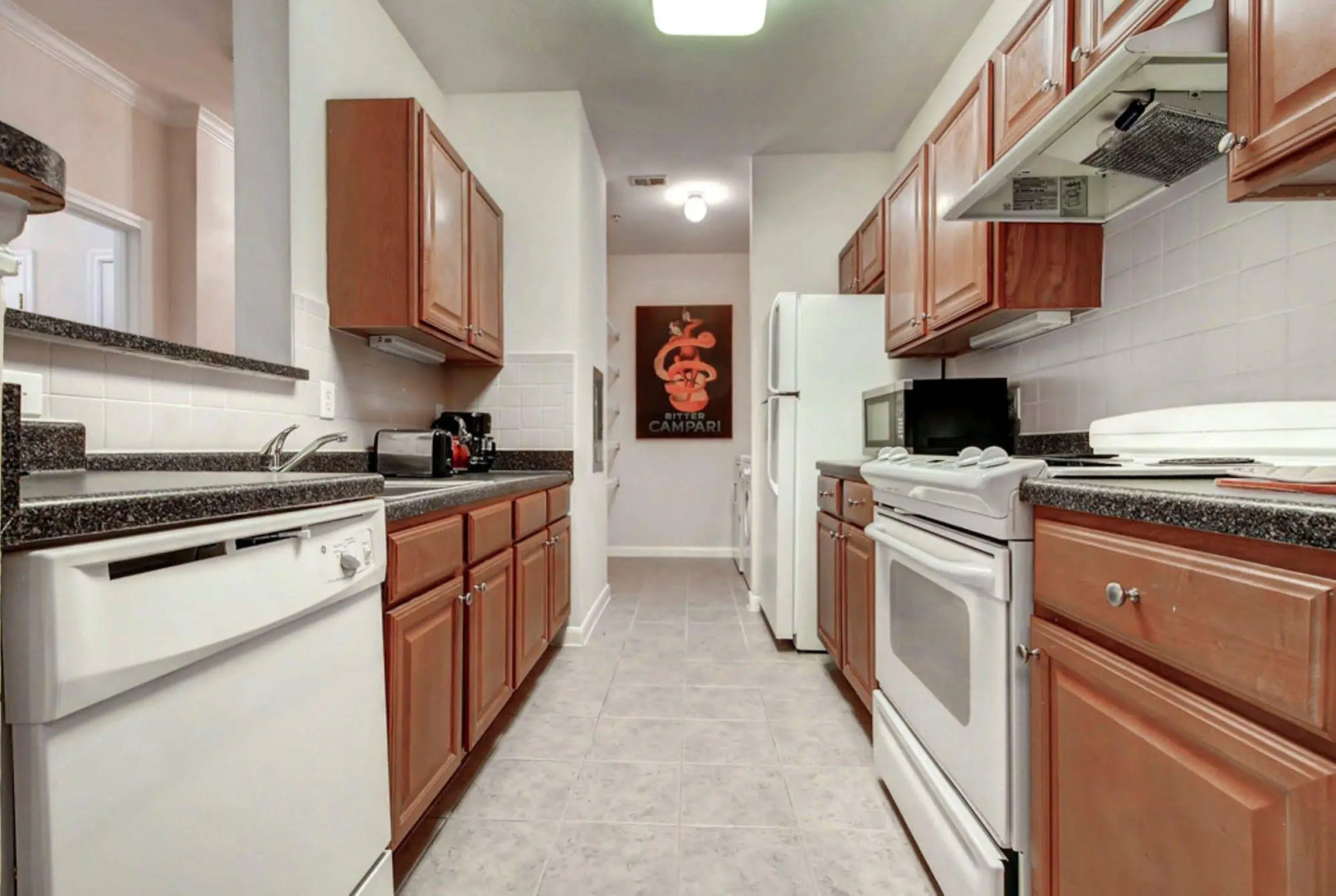 Global Luxury Suites at the Junction