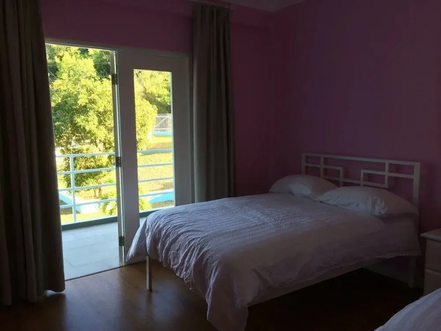 Three Finger Jack Hotel