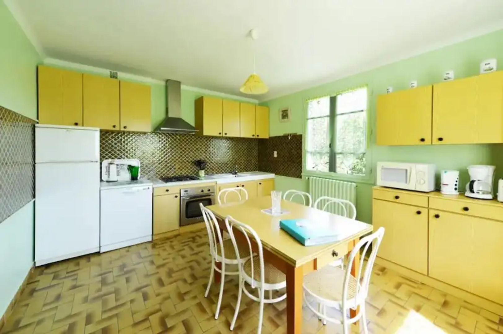 House With 3 Bedrooms in Entraygues-sur-truyère, With Enclosed Garden and Wifi - 13 km From the Beach