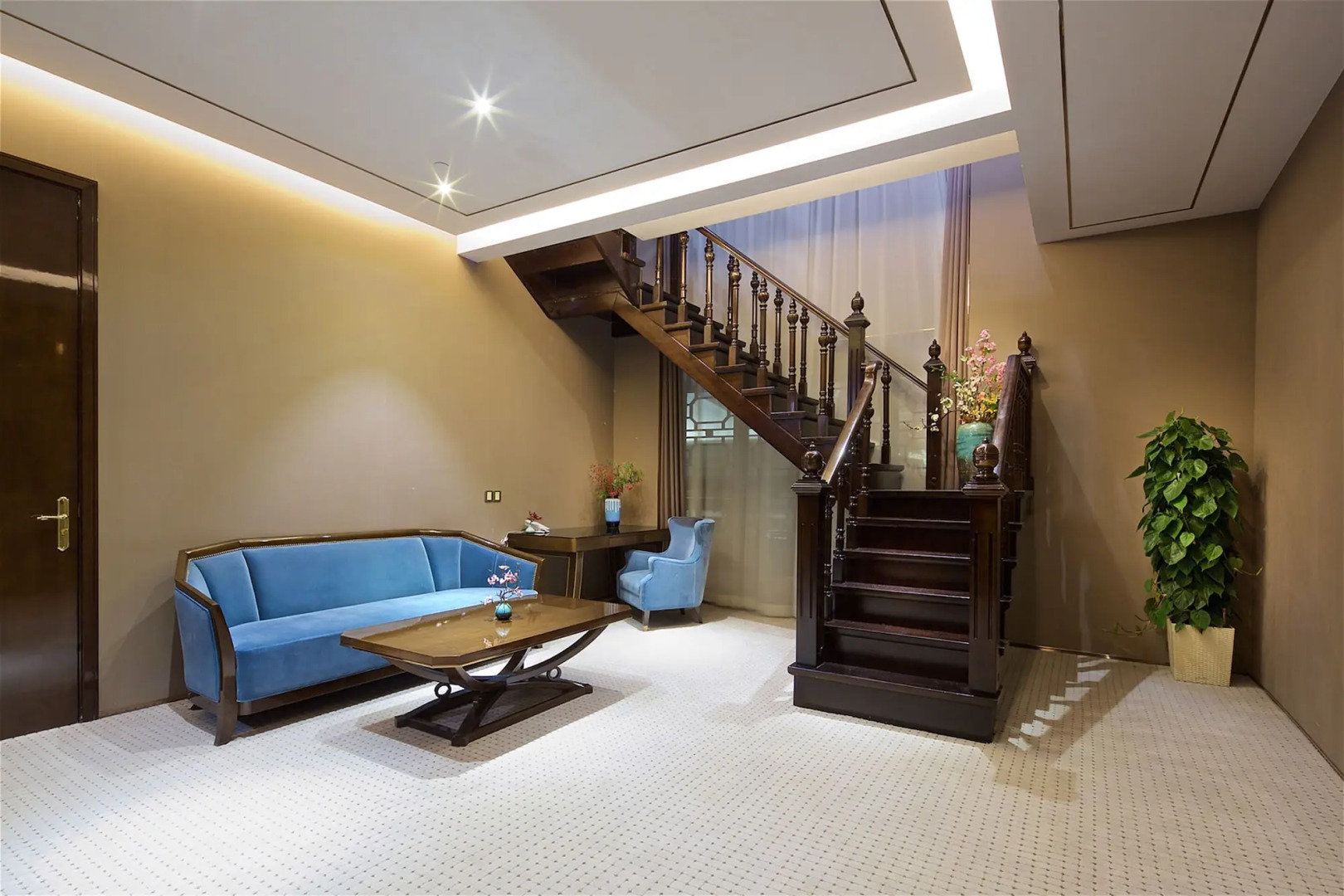 Royal Garden Hotel Shanghai