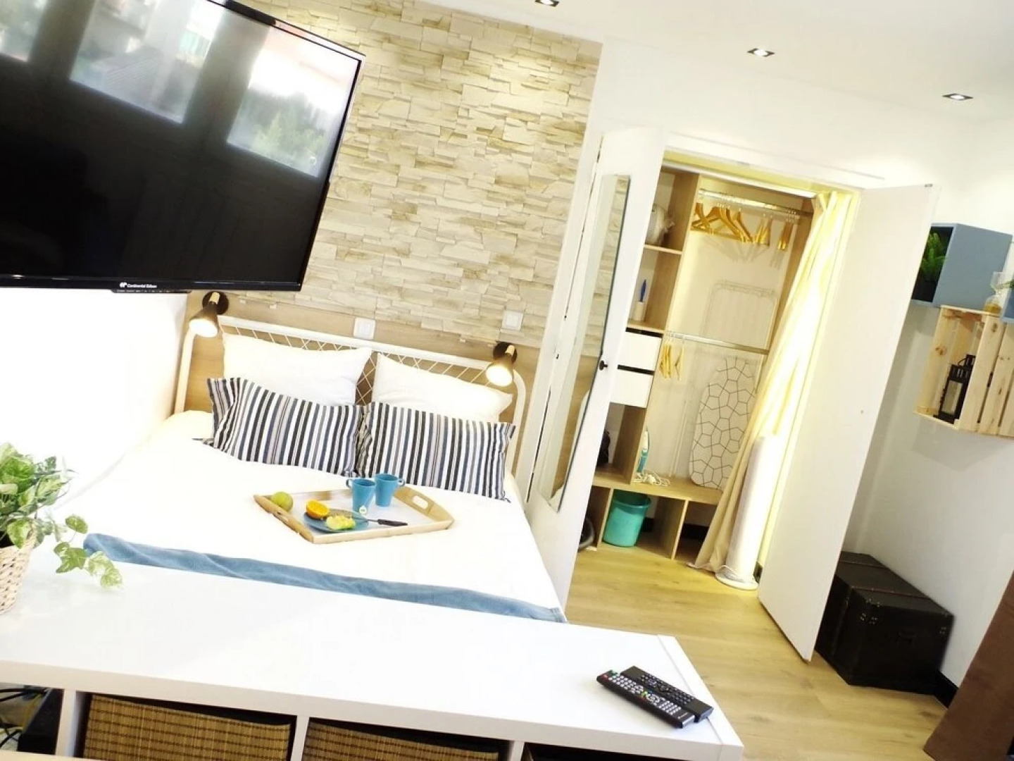 The Pied-à-terre - Completely new Studio