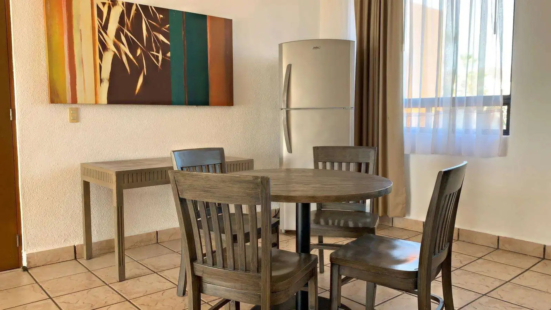 Sunrock Hotel and Suites