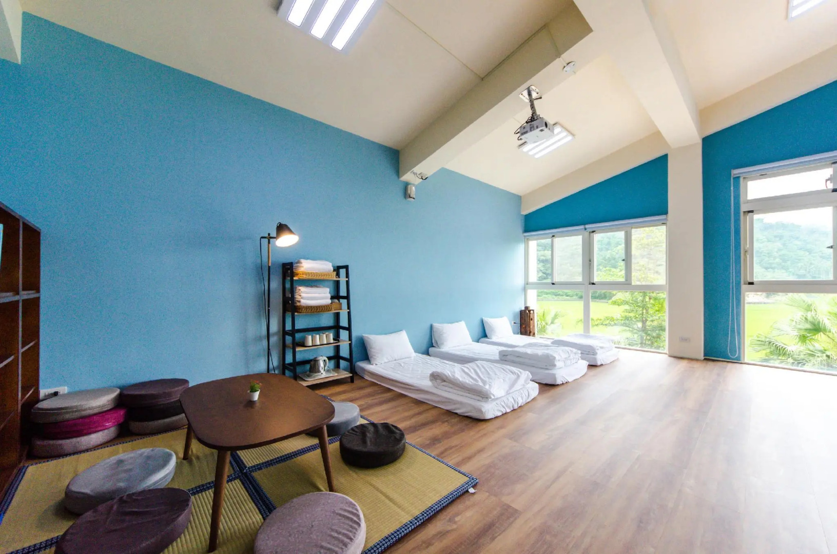 Barefoot and Breakfast