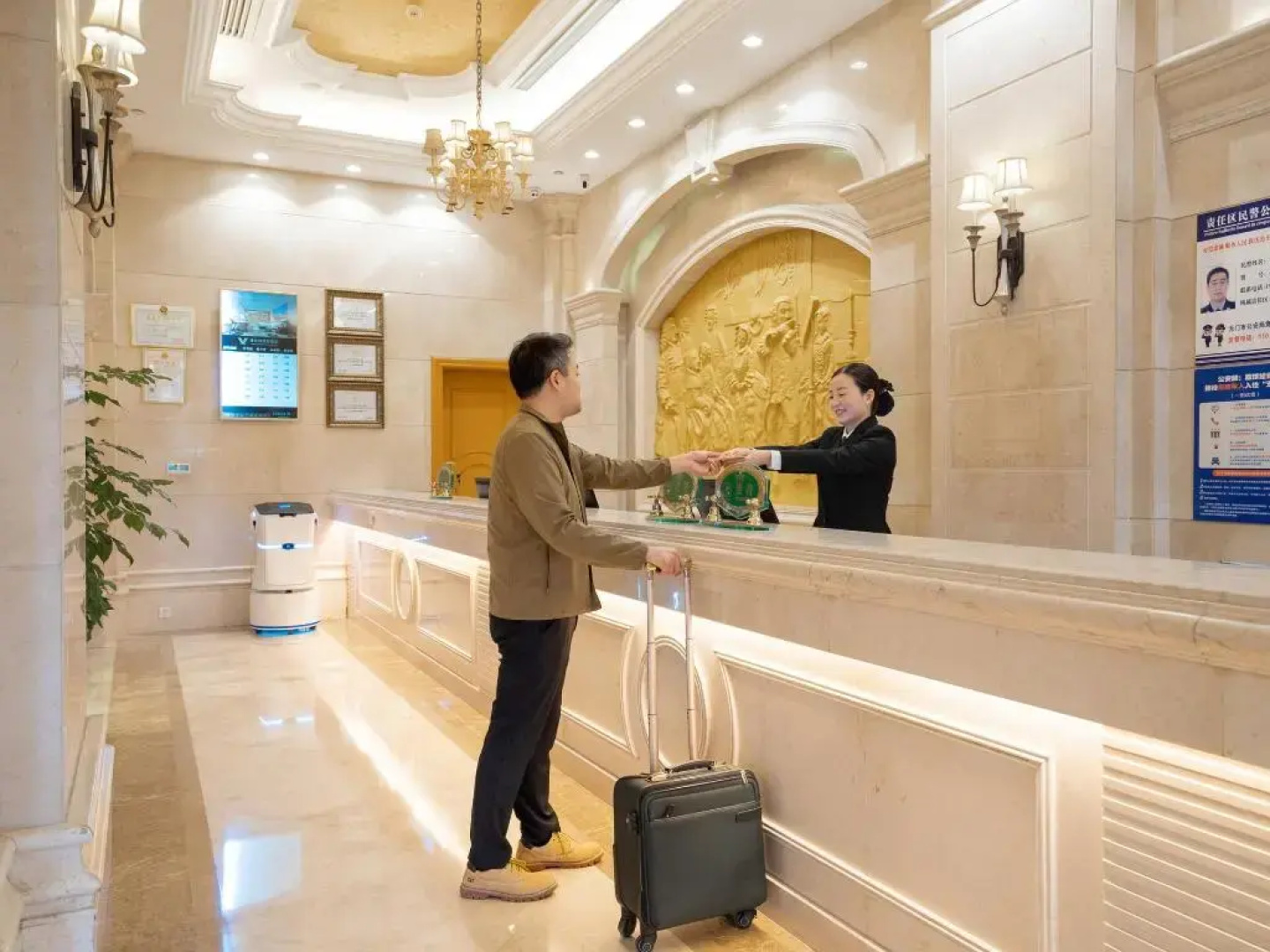 Vienna International Hotel (Tianmen Wanda Plaza Donghu Branch)