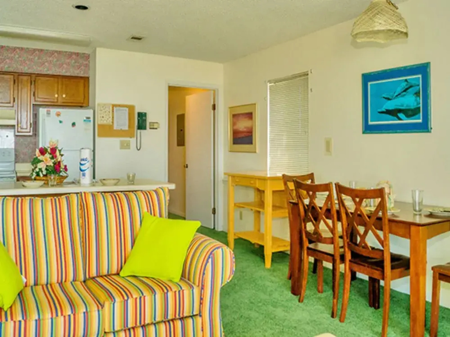 Emerald Shores Resort 2001 627850 by RedAwning