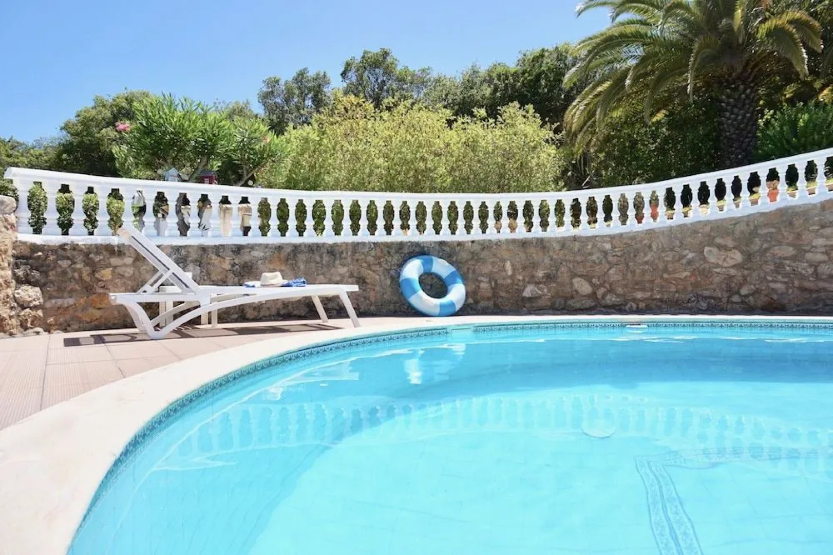 The White House - Boutique Villa