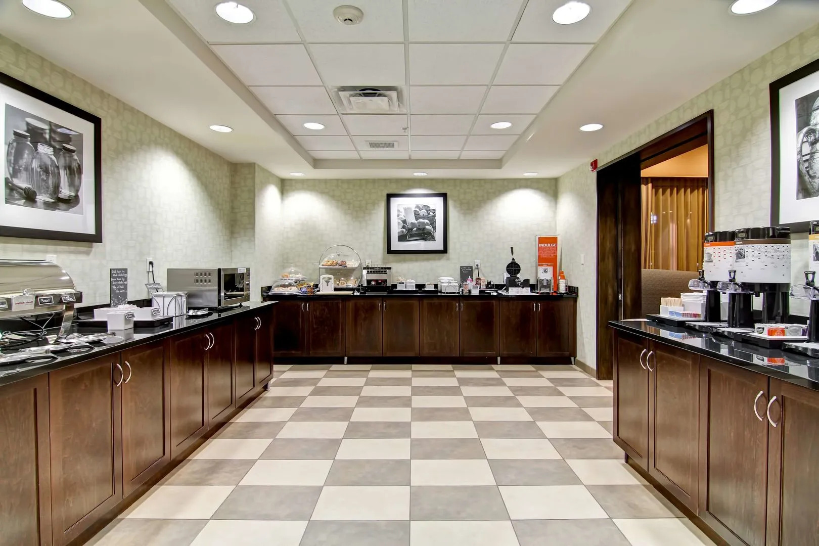 Hampton Inn & Suites by Hilton Red Deer