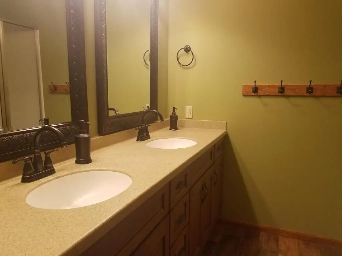 Mercer Lake Resort, Musky Lodge