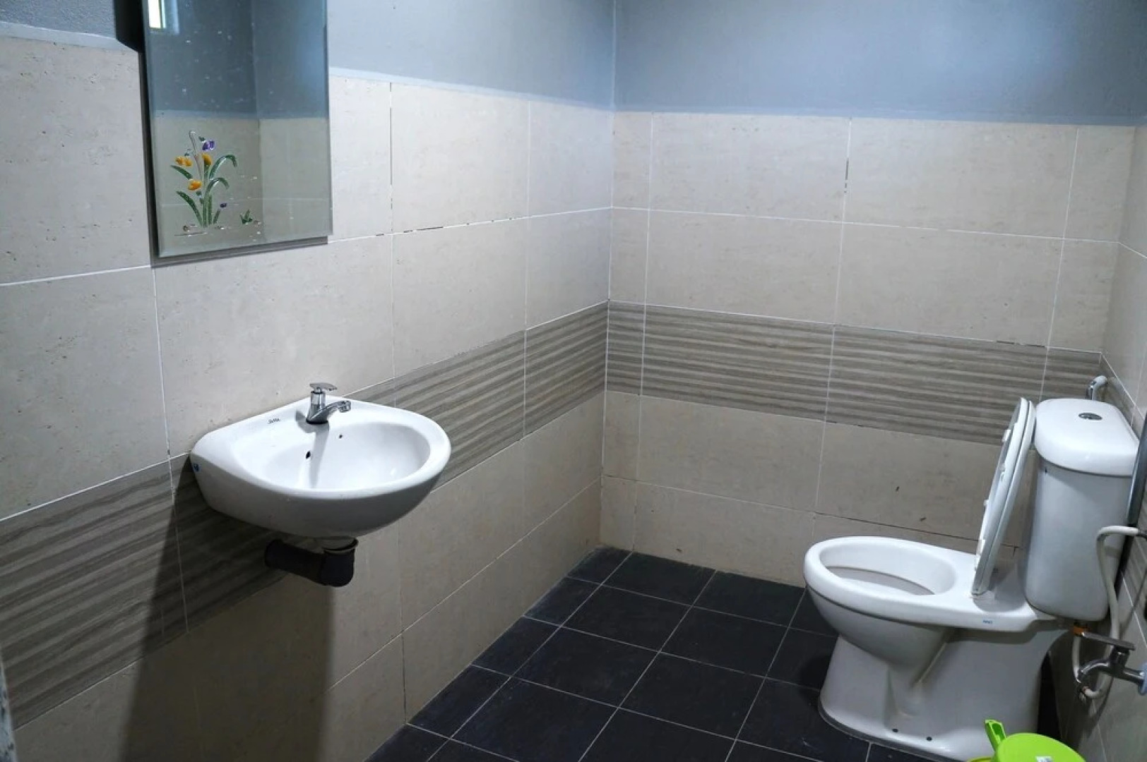 OYO 90517 Kevno Homestay