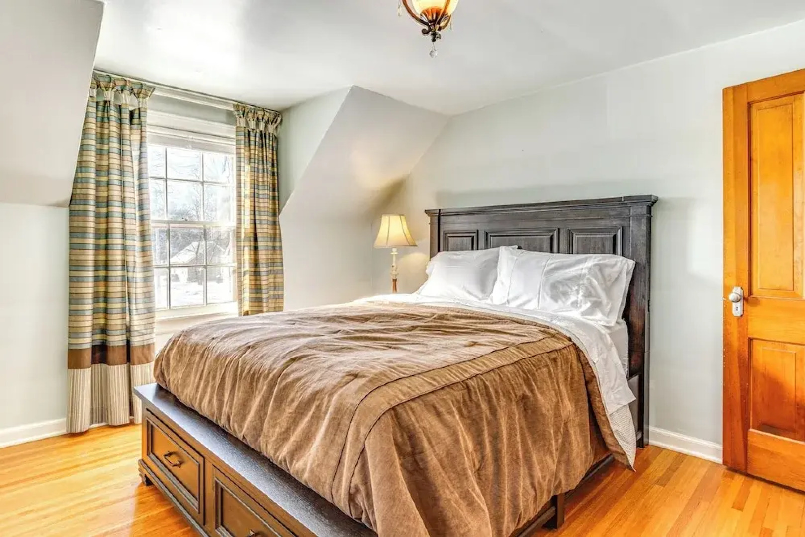 Walk to Main St & Parks: Zionsville Village Home