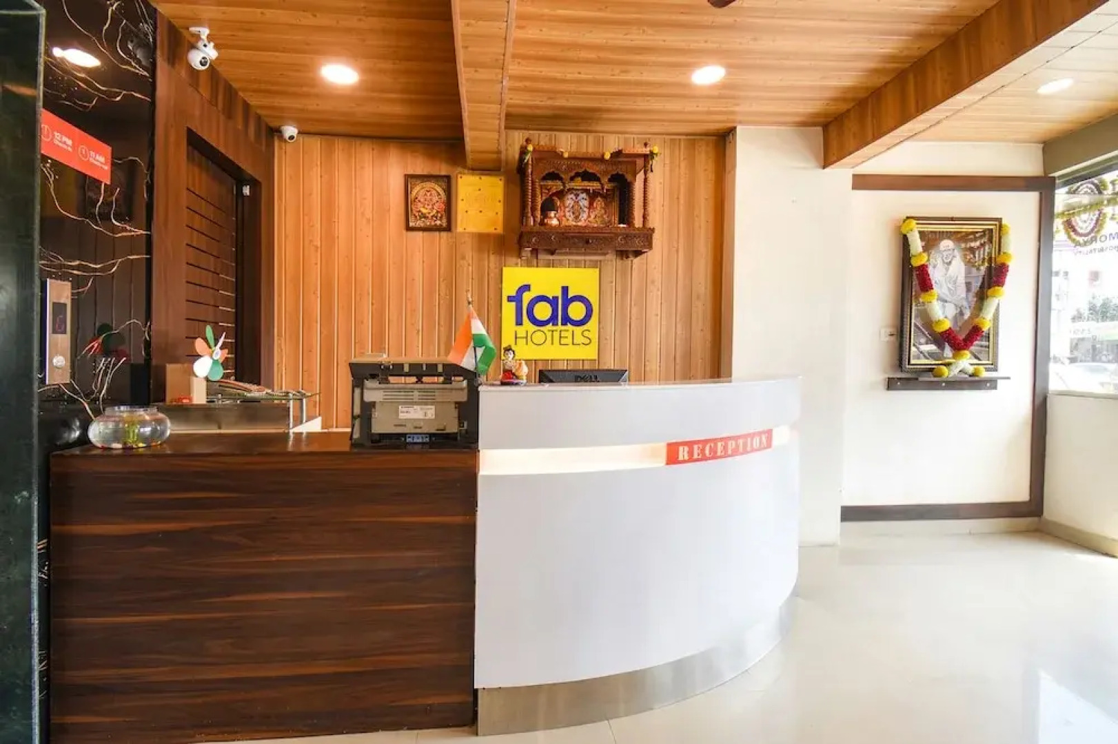 FabExpress Comfort Executive