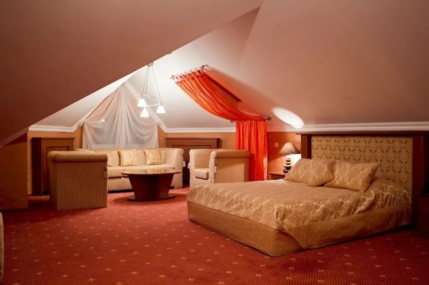 Гостиница «Дипломат Клуб»