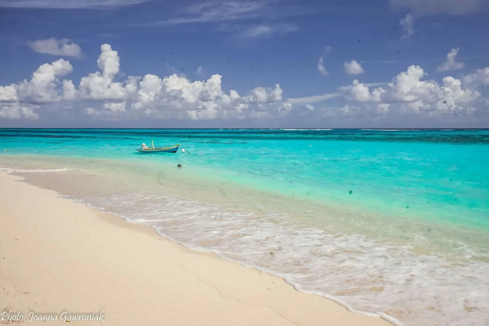 Thoddoo beach view Maldives