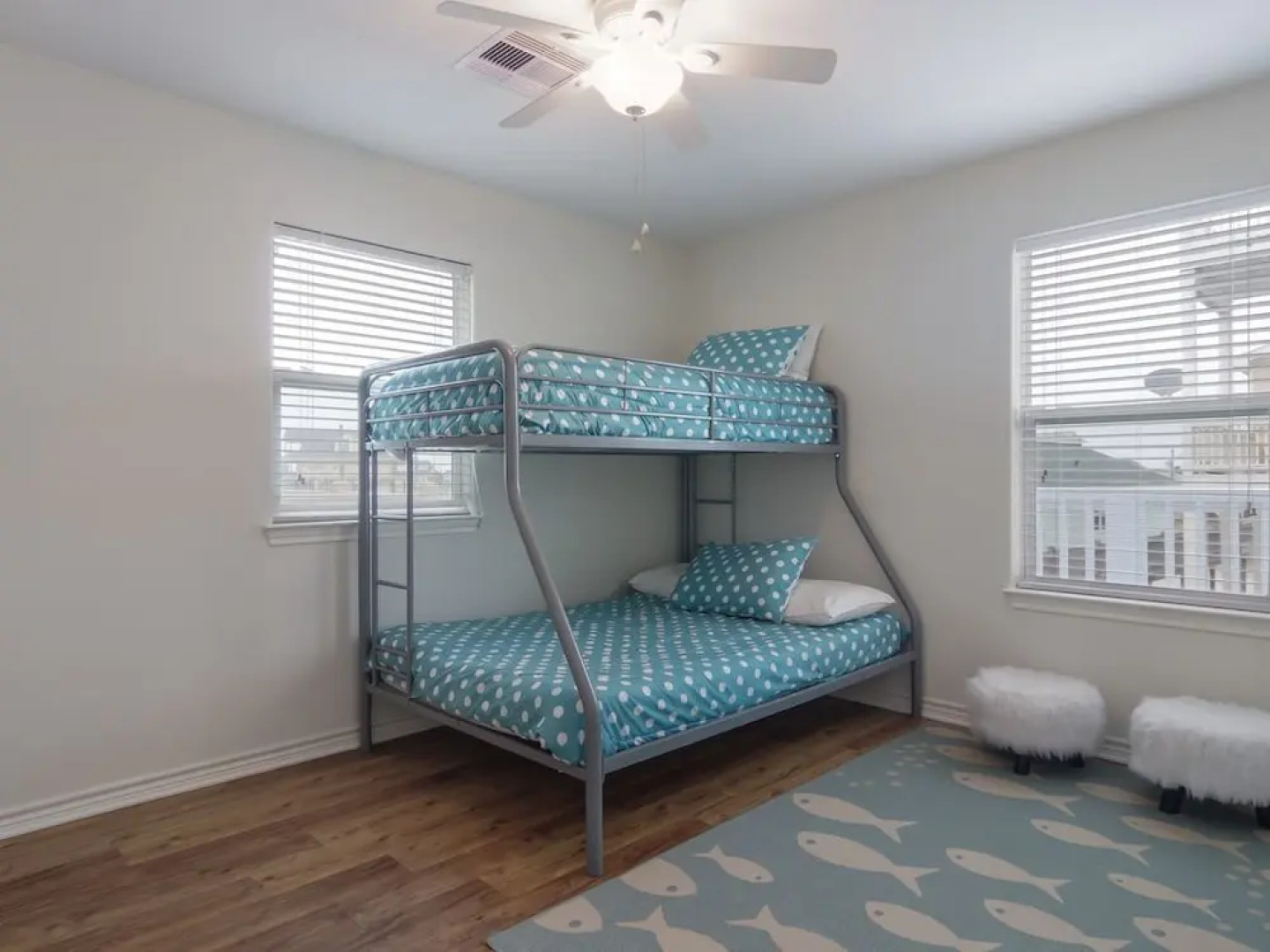 3D Beach 4 Bedrooms 3 Bathrooms Home