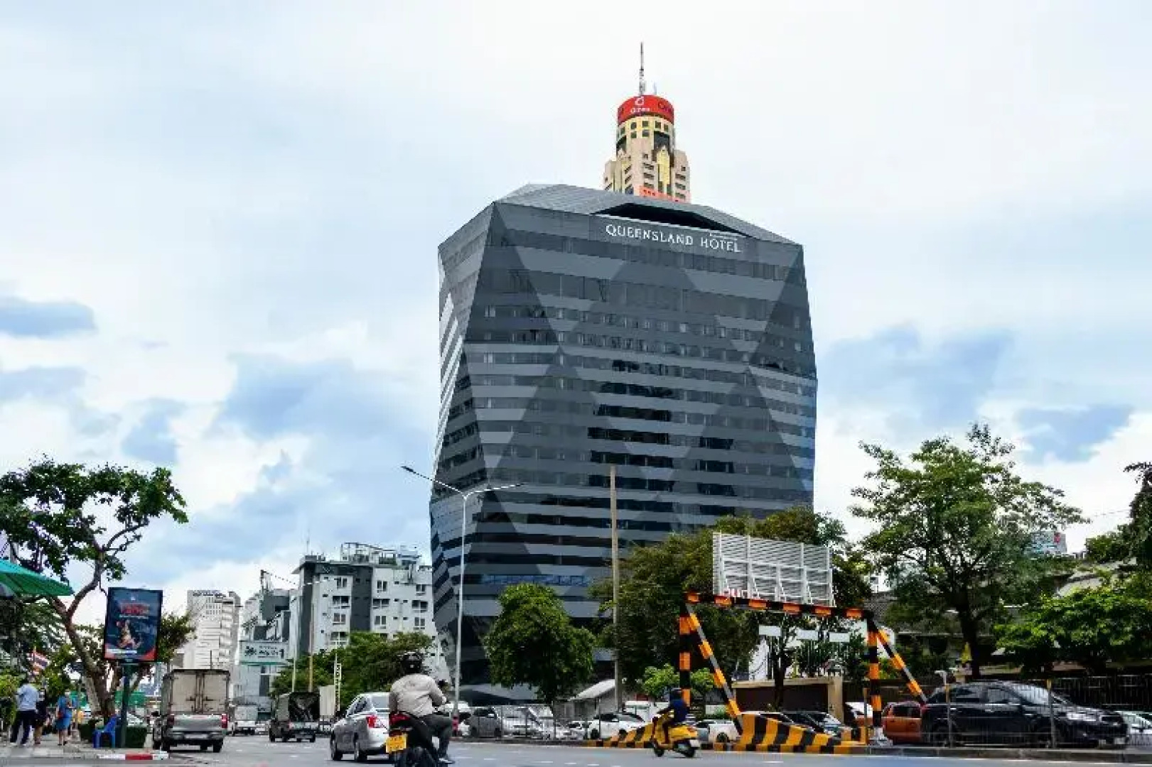 Queensland Hotel Bangkok