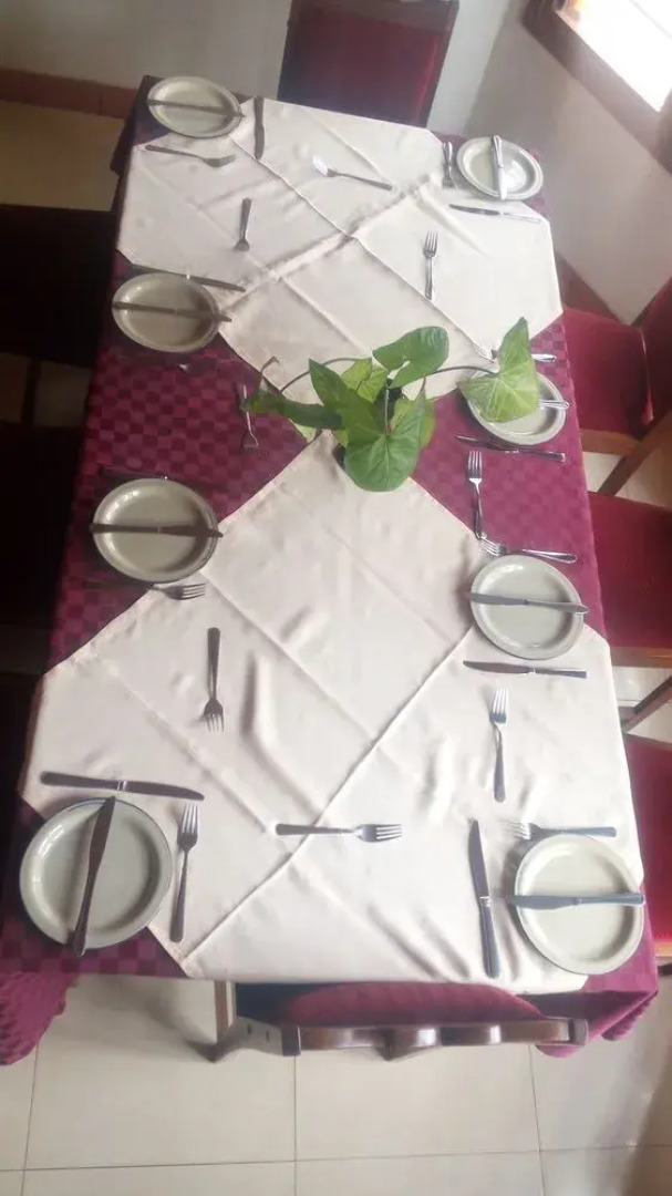 Ngorongoro Lodge & Campsite