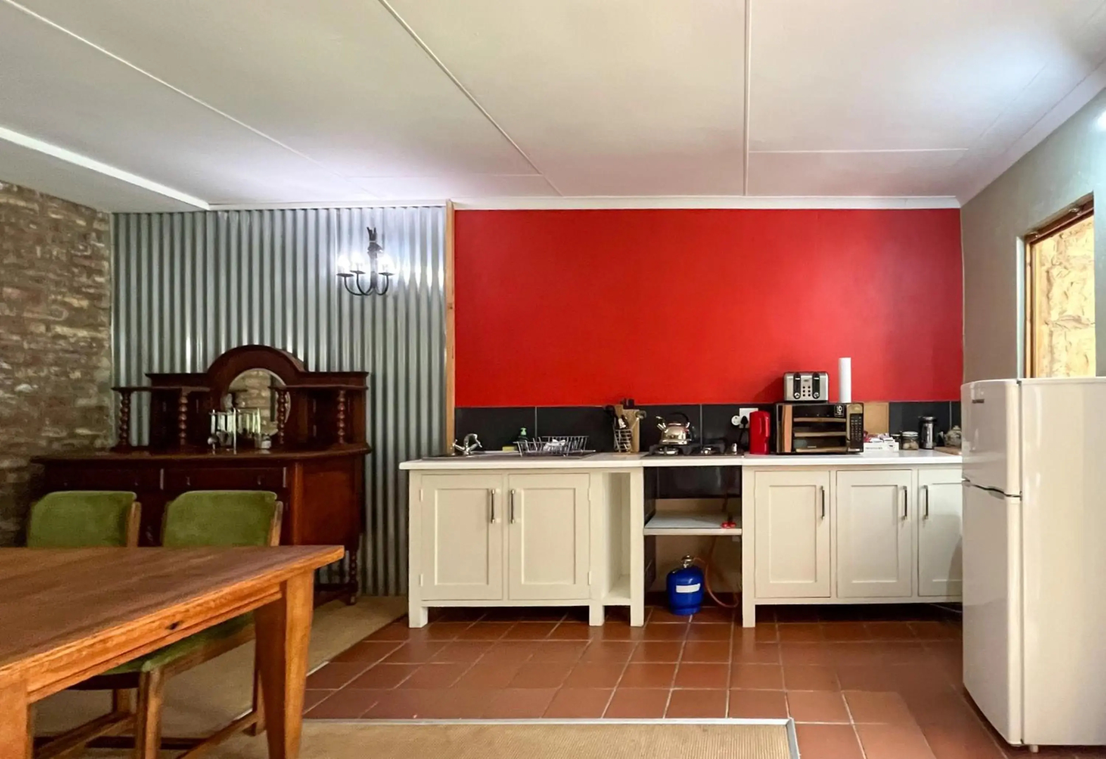 The Clarens Country House