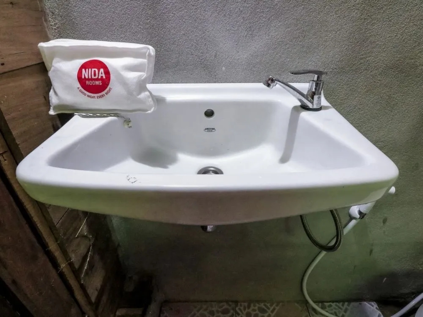 Nida Rooms Banluang Prathat 84