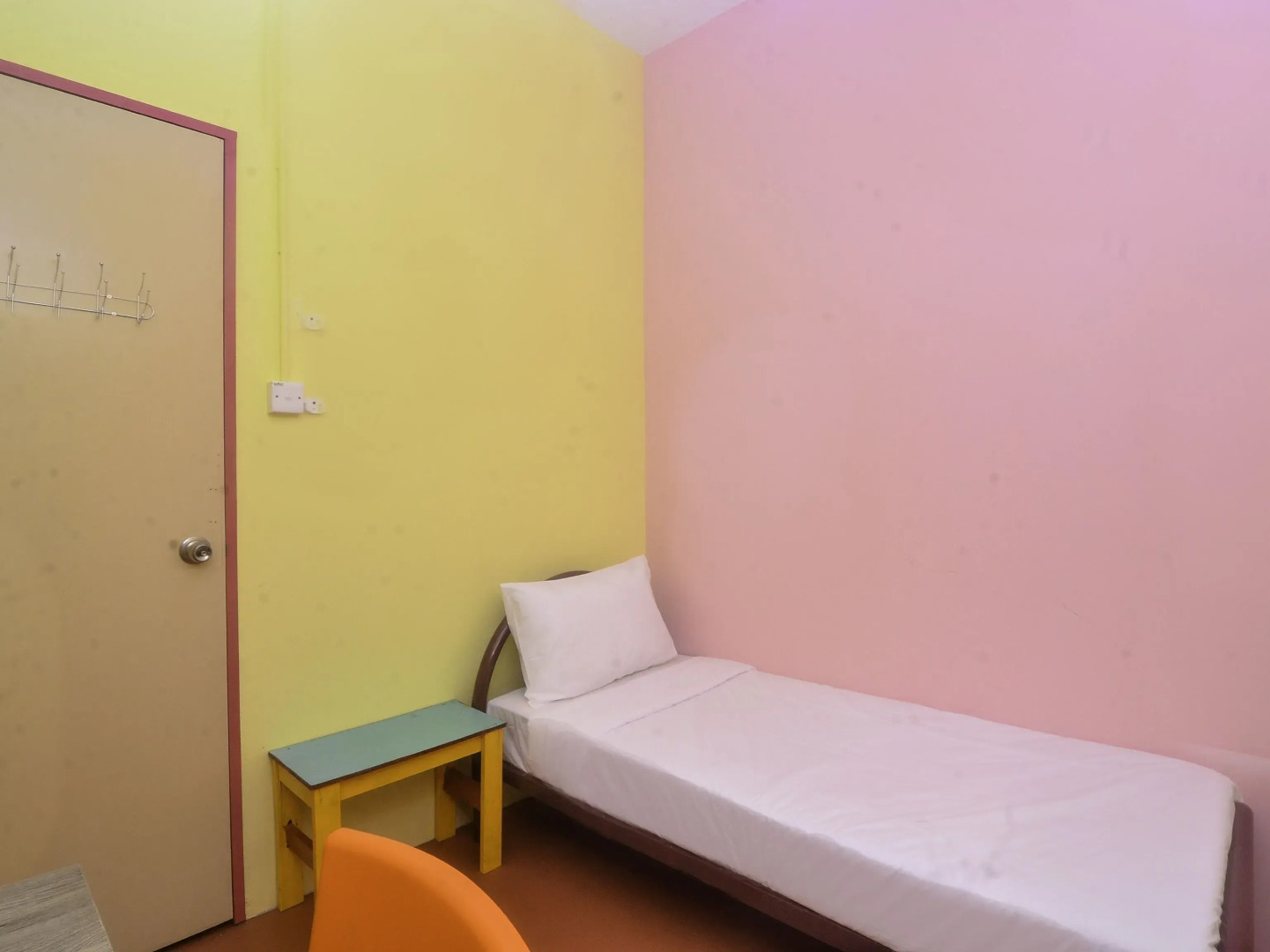 Spot On 89823 Rooms Inn