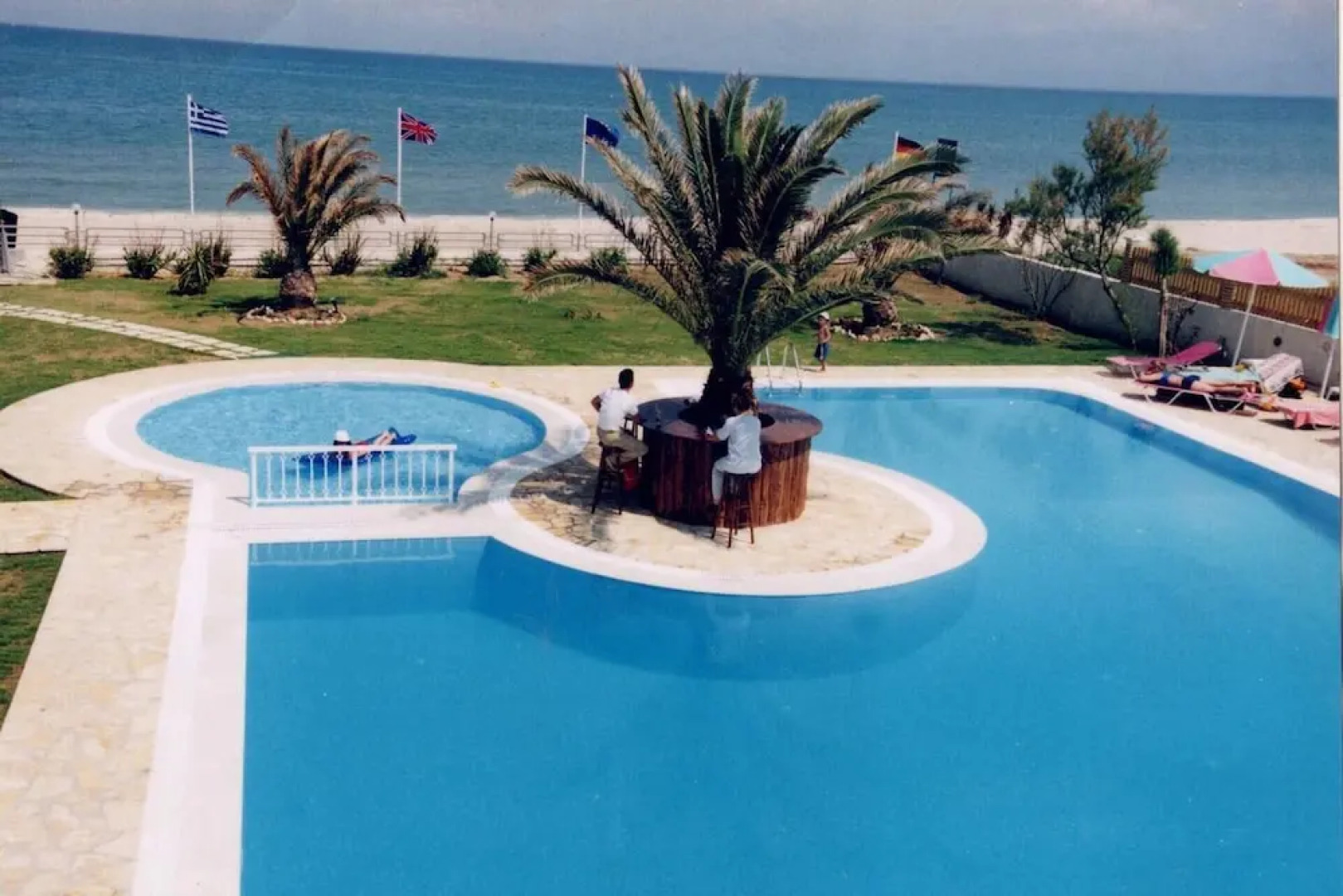 Villa Amorossa Beachfront 3 Bedroom in Roda