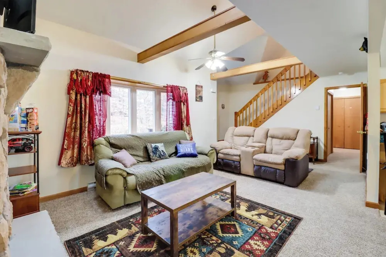 Pet-friendly Pocono Lake Oasis w/ Game Room!