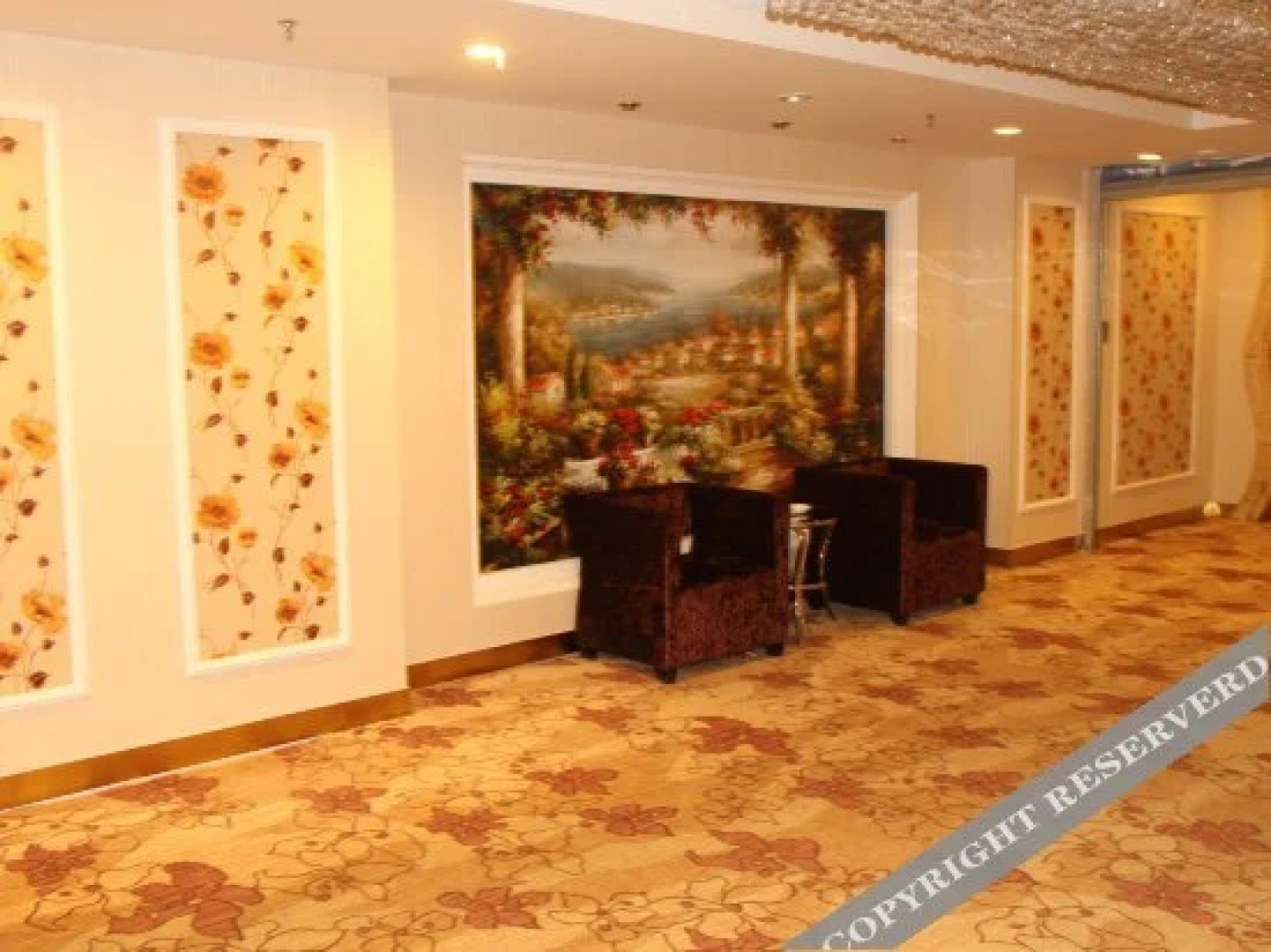 Weihai Holiday Hotel