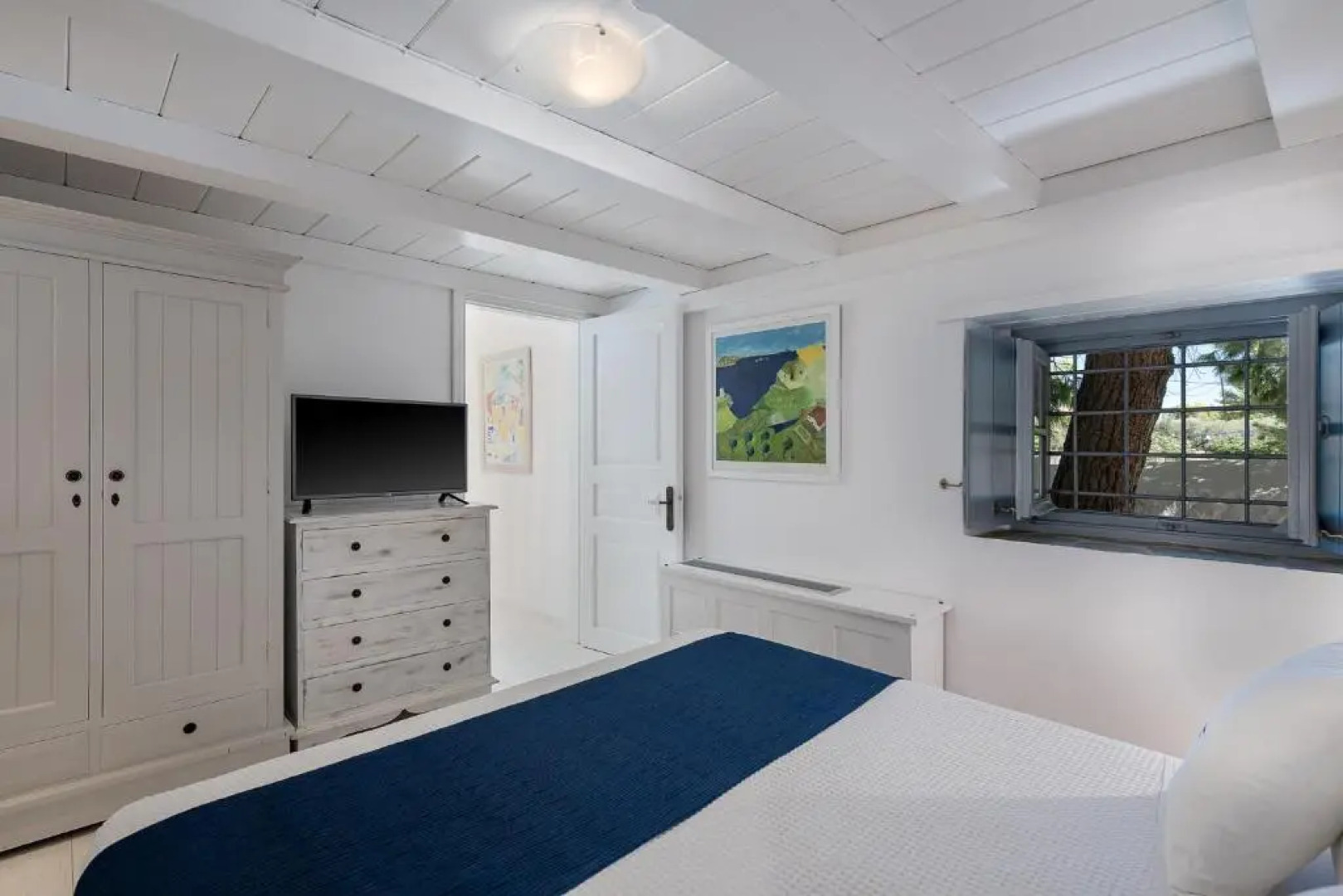 Four Seasons Hydra Luxury Suites