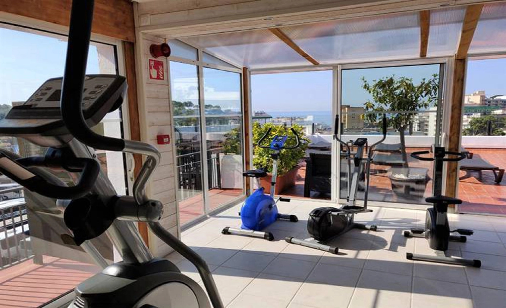 Lloret Vibe Affiliated by FERGUS