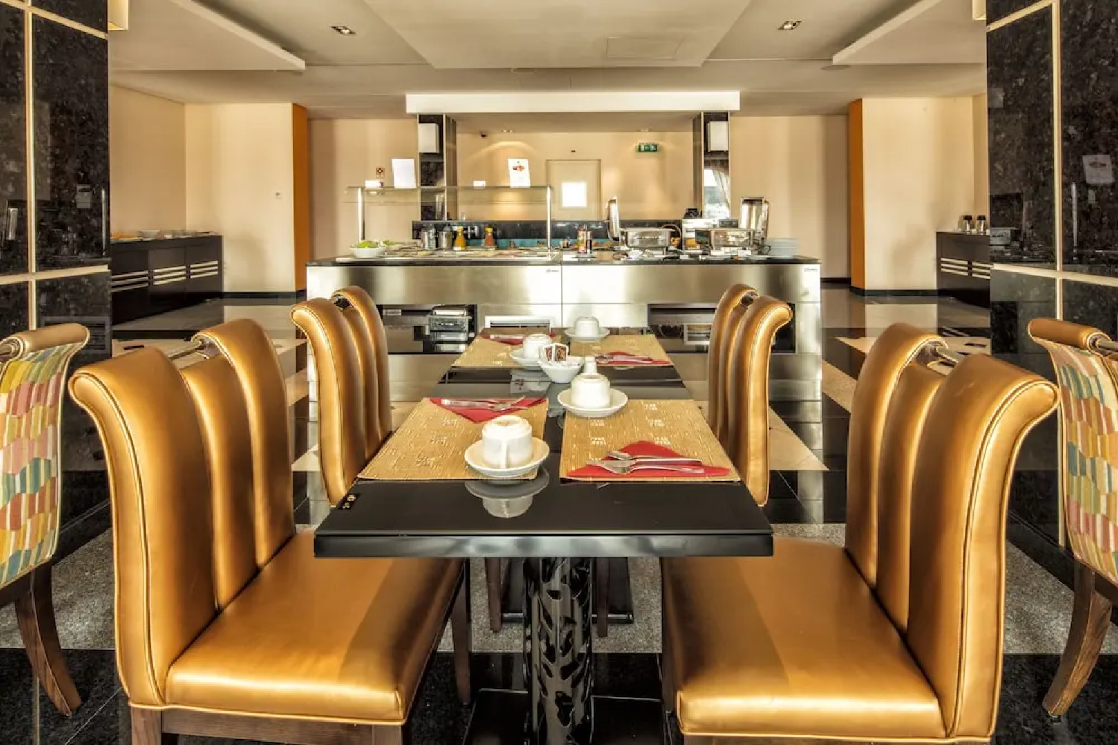 iu Hotel N'dalatando