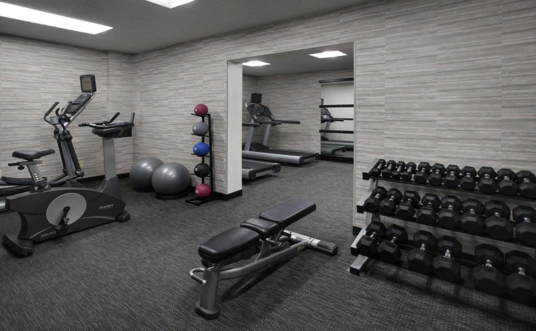 Courtyard by Marriott Boston Norwood/Canton