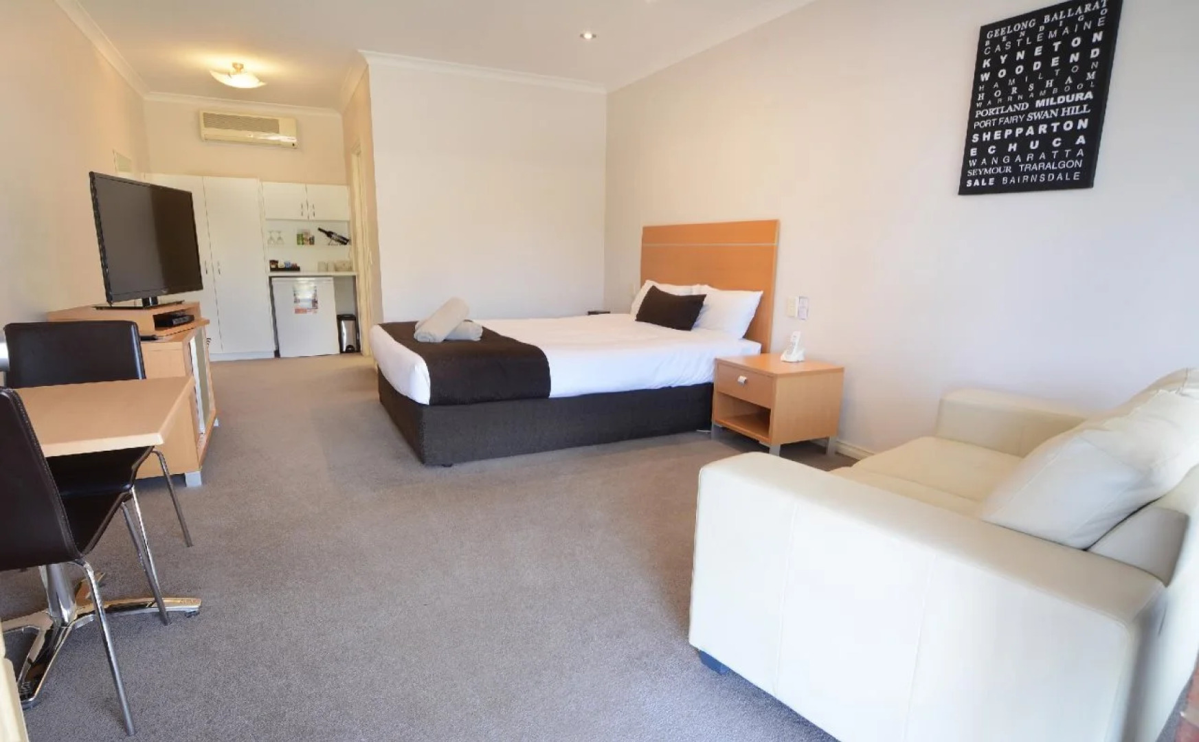 Golden Reef Motor Inn