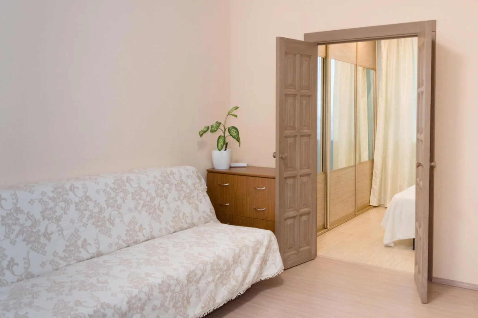 Апартаменты на проспекте Обводного канала