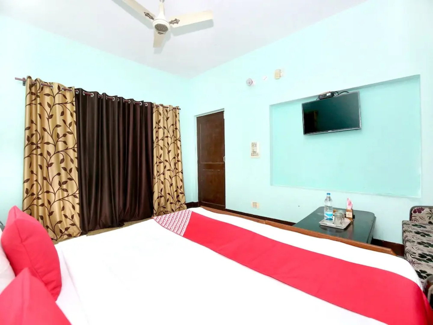 OYO 12307 Home Cozy 2BHK Parwanoo Kasauli